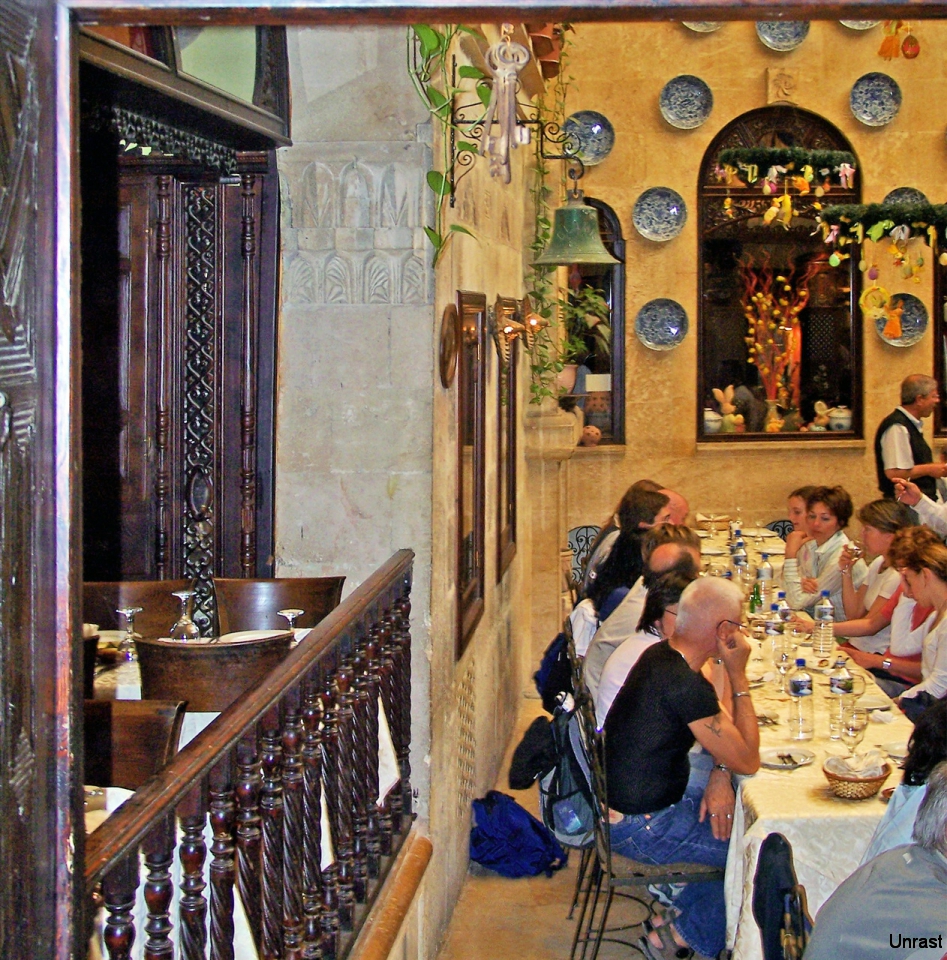Im Cafe Beit Sissi von Aleppo
