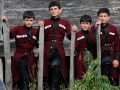 Georgische Jungs in traditioneller Tracht - Bild aus Privatbesitz